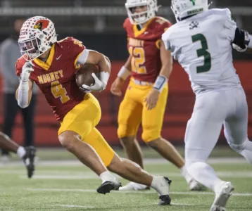 Mooney snaps Ursuline's rivalry winning streak